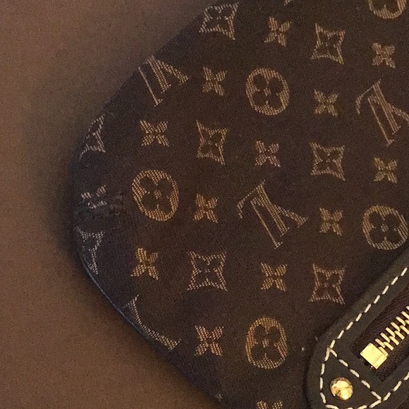 Louis Vuitton Idylle Mini Pochette - Picture 4 of 12